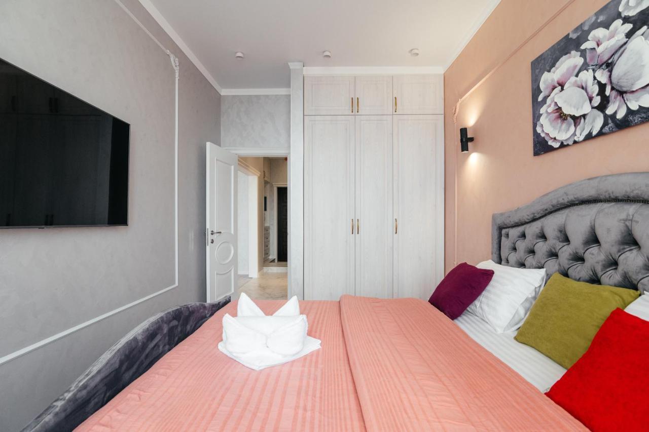 Pearl Premium Apartments 4 Kiev Esterno foto
